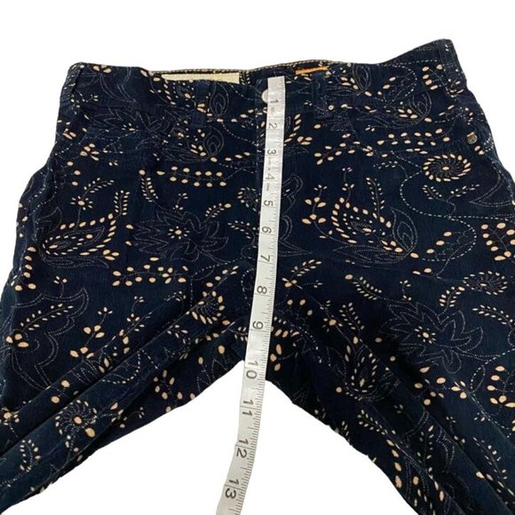 Anthro Pilcro Paisley Print Navy Blue Corduroy Skinny Jeans Serif Fit Size 27 - Picture 10 of 11